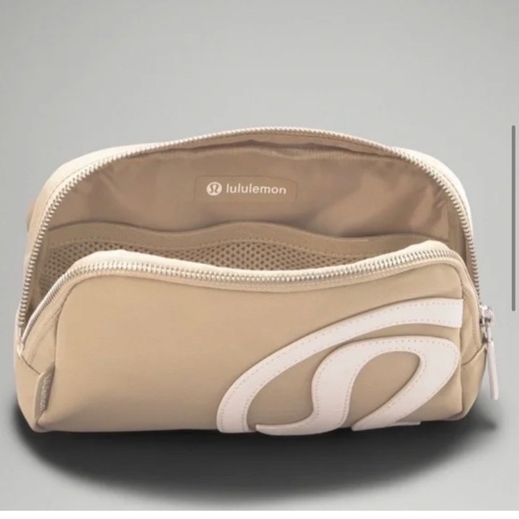 NWOT Lululemon everywhere belt bag trench/opal - Picture 4 of 7